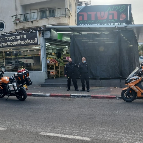 אירוע ירי בפתח תקווה - גבר כן 30 נפצע - חדשות בפתח תקווה