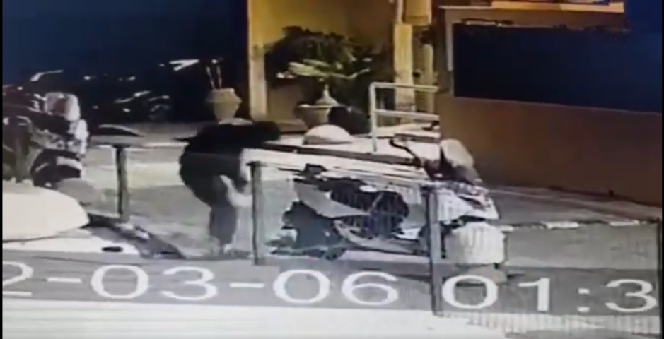 הלילה בשעריה: הוצמד מטען חבלה לאופנוע שגרם לפיצוץ עז (וידיאו) - חדשות בפתח תקווה