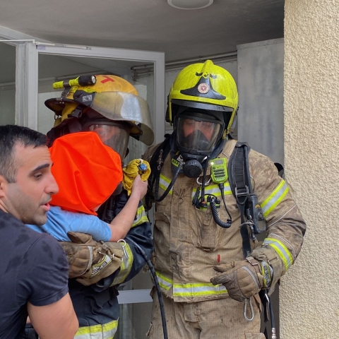 ביהמ"ש הורה להביא לקבורה את גופתה של הפעוטה יסמין בוקלטוב שנספתה בשריפה - חדשות בפתח תקווה