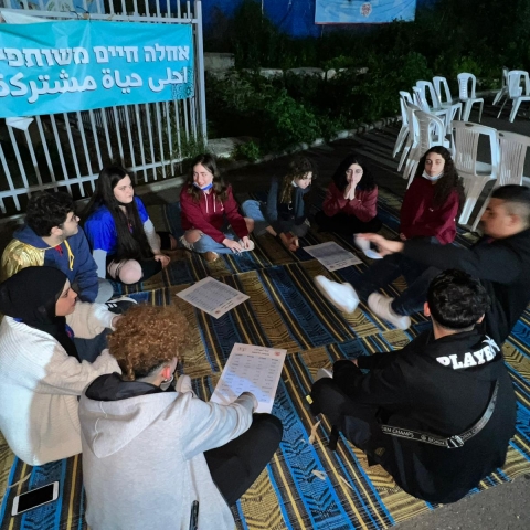 השפה היא דרך ליצירת קשר. מפגש "קנים אחים" בסימן "שפה משותפת" - חינוך בפתח תקווה