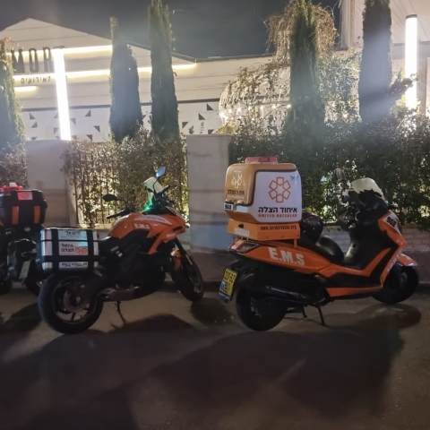 בן 40 נכווה בפניו ובגפיו במהלך הדלקת טאבון באולם אירועים - חדשות בפתח תקווה
