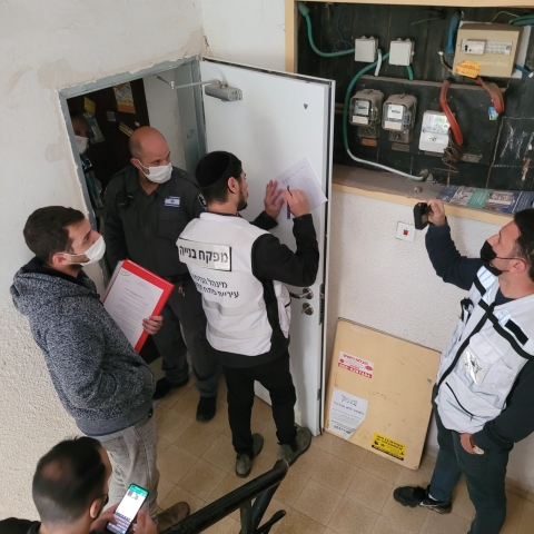 פיצל דירה ל-7 יחידות ונקנס ב-70 אלף ש"ח - חדשות בפתח תקווה