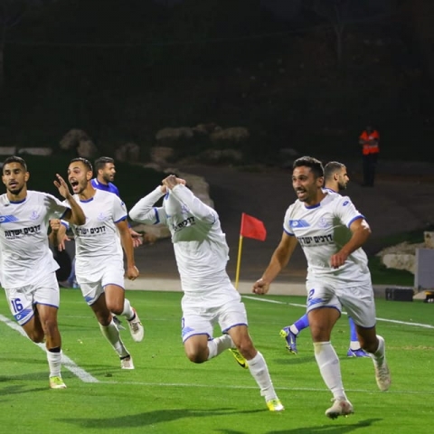 צפו: אין ניצחון מתוק יותר מניצחון בדקה ה-95 (וידיאו) - ספורט בפתח תקווה