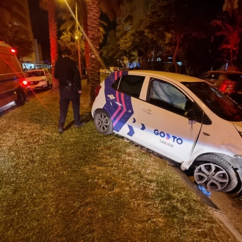 תאונה עצמית ברכב שיתופי: איבד שליטה ונפצע בפניו - חדשות בפתח תקווה