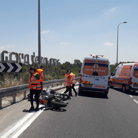 3 פצועים  ב-3 תאונות דרכים קשות בפתח תקווה - חדשות בפתח תקווה