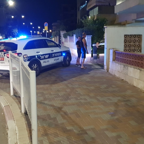2 אירועי ירי: רכב על אופנוע וירה לעבר 2 בתי מגורים בפתח תקווה - חדשות בפתח תקווה