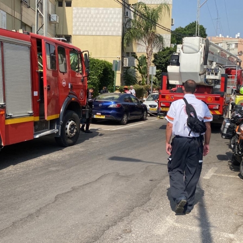 שריפה פרצה בדירה ברחוב שמחוני בפתח תקווה - חדשות בפתח תקווה