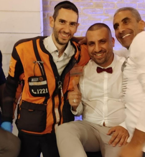 דרך על הכוס ונחתך ברגלו - חדשות בפתח תקווה