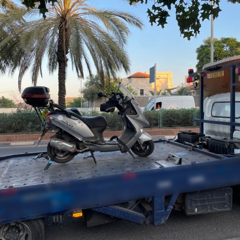 לא הוציא רישיון ופסול לנהיגה ע"י בימ"ש, אבל נוהג לסכן חיי אדם בכבישים - חדשות בפתח תקווה