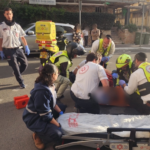 בת 14 נפגעה מרכב ברח' המורים בפתח תקווה - חדשות בפתח תקווה