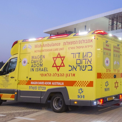 סיוע לניצול שואה בן 92 בהגשמת משאלתו - חדשות בפתח תקווה