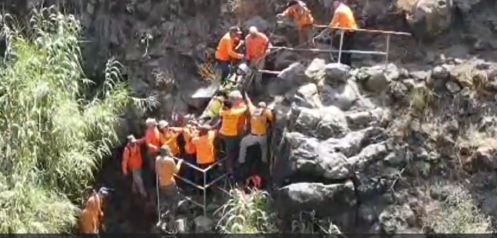 תושבת פתח תקווה חולצה מאזור מפל הזוויתן - חדשות בפתח תקווה
