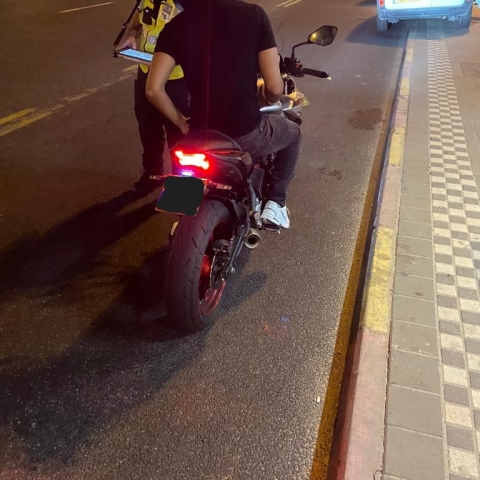 המשטרה והמשרד להגנת הסביבה הורידו רכבים מהכביש וחילקו דוחות לתושבי פ"ת - חדשות בפתח תקווה