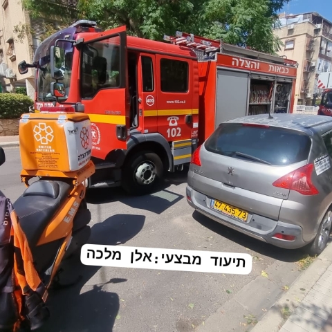  שריפה במקלט של בניין מגורים ברחוב שפינוזה בפתח תקווה - חדשות בפתח תקווה