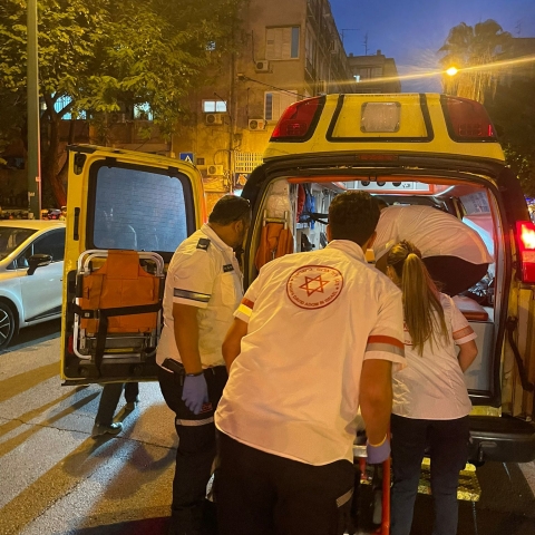 ילד בן 3 נפגע מרכב ונחבל בראשו - מצבו בינוני - חדשות בפתח תקווה