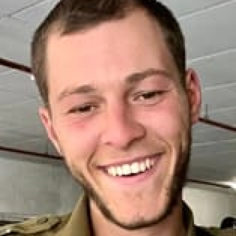 "גיבור על המגרש ומחוץ למגרש": סמל עמית הוד זיו, לוחם בגדוד 71, ושחקן מכבי פ"ת, נהרג מאש חיזבאללה - חדשות בפתח תקווה