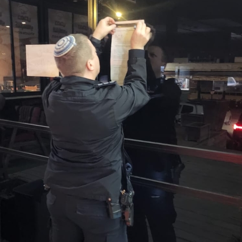 המשטרה סגרה בית קפה בכפר קאסם לאחר שהועסקו בו שוהים בלתי חוקיים - חדשות בפתח תקווה