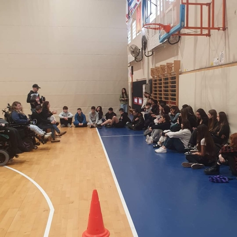 "החוויה המתגלגלת" של תלמידי תיכון בן גוריון בעיר - חינוך בפתח תקווה
