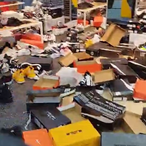 עשו להם פוגרום שלא חלמו עליו - צרכנות בפתח תקווה