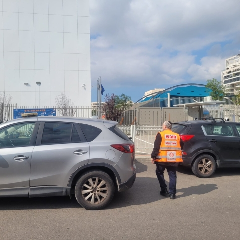 נער נפל מגג של בית ספר במהלך משחק - חדשות בפתח תקווה
