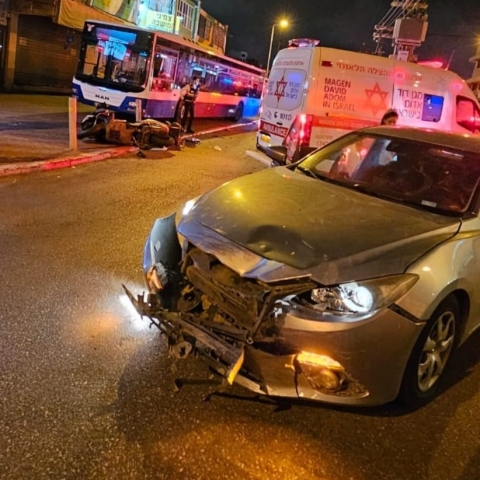 ערב יום העצמאות במרכז פ"ת: רוכב אופנוע נפגע מרכב - מצבו בינוני - חדשות בפתח תקווה