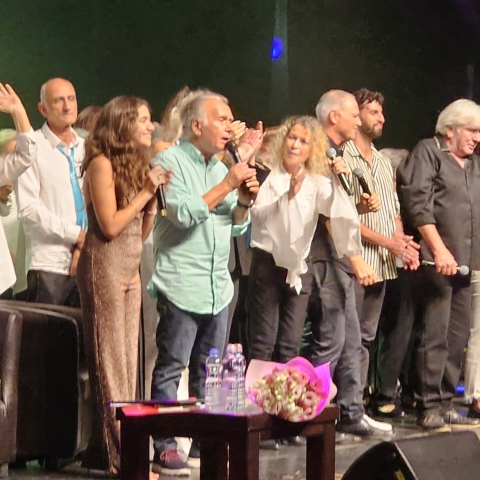 אמש בהיכל התרבות: חוגגים 80  לקובי אשרת - צפו - תרבות ופנאי בפתח תקווה