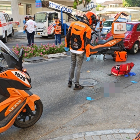 הולך רגל נפגע מרכב ברח' סלנט בפתח תקווה - חדשות בפתח תקווה