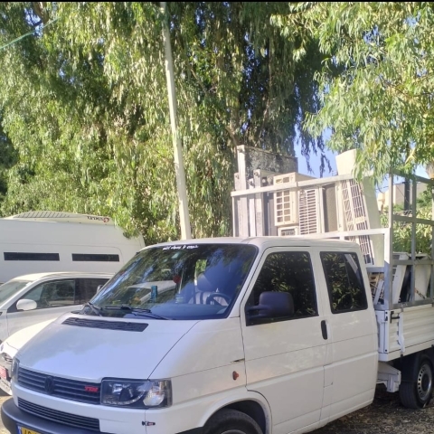 גנבו מזגנים מבניינים שבתמ"א בפ"ת והסתתרו בארון - חדשות בפתח תקווה