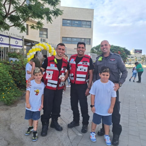 לוחמי האש של תחנת פ"ת יצאו למבצע בבתי הספר בעיר - קהילות בפתח תקווה