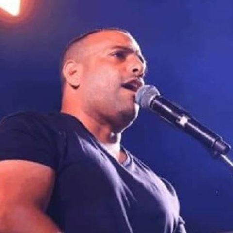 זהו חבר הכנסת לשעבר שנחקר במשטרה בחשד להפרת צו שיפוטי והטרדה מאיימת כלפי תושב ראש העין - חדשות בפתח תקווה
