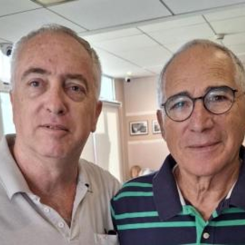 עם אגדת הכדורגל גיורא שפיגל - ספורט בפתח תקווה
