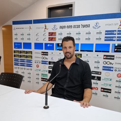 הפועל פ"ת התבססה בראש טבלת הליגה הלאומית - ספורט בפתח תקווה