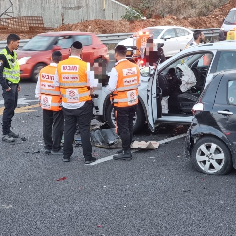 5 פצועים בתאונה בכביש 471 סמוך לפתח תקווה - חדשות בפתח תקווה