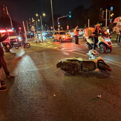 רוכב אופנוע נפצע קשה מפגיעת רכב ברח' הותיקים בפתת תקווה - חדשות בפתח תקווה