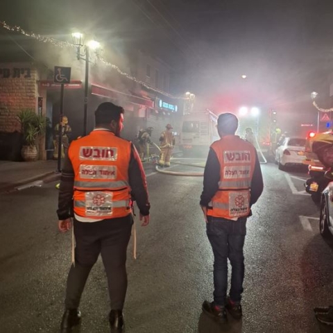 שריפה פרצה בחנות נעליים ברח' חובבי ציון בפתח תקווה - חדשות בפתח תקווה