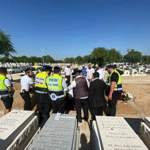  ביהמ"ש קיבל את טענת זק"א והמנוחה נקברה בבית עלמין יהודי - בית עלמין ירקון. - חדשות בפתח תקווה
