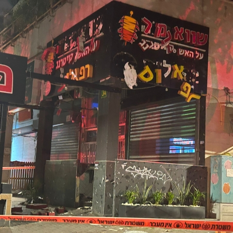  חוזרים לשגרת הפשע: הושלך רימון לעבר חנות בפתח תקווה - חדשות בפתח תקווה