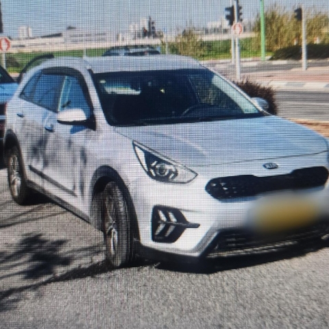 בתום מרדף שהחל בר"ג, הסתתר  בבניין משרדים בפתח תקווה - חדשות בפתח תקווה