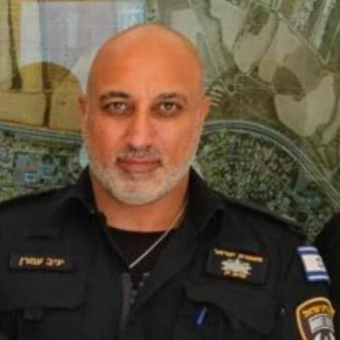 השוטר רס"ב יניב עמרן, עצר בצד הדרך כדי לסייע לנהג תקוע ונהרג מפגיעת רכב סמוך לפ"ת - חדשות בפתח תקווה