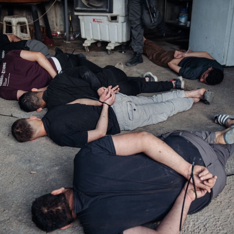 פשיטה על כפר קאסם: 89 שב"חים נעצרו וחולטו 3 רכבים  - צפו - חדשות בפתח תקווה