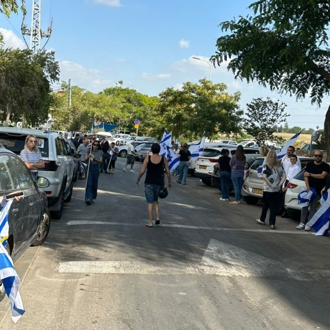 מאות תושבים חלקו כבוד אחרון לסמ"ר ליאור שטיינברג ז"ל - חדשות בפתח תקווה