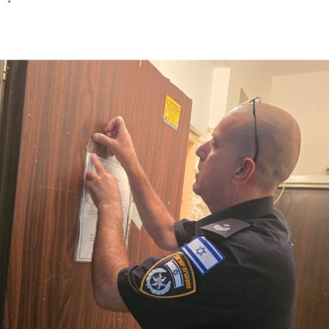 אל תתנו להם דירות - רובים שלהם - חדשות בפתח תקווה