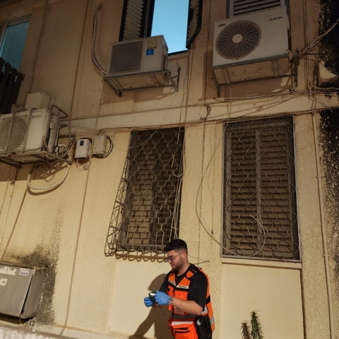 גבר כבן 70 נפל מחלון ביתו בפתח תקוה - חדשות בפתח תקווה