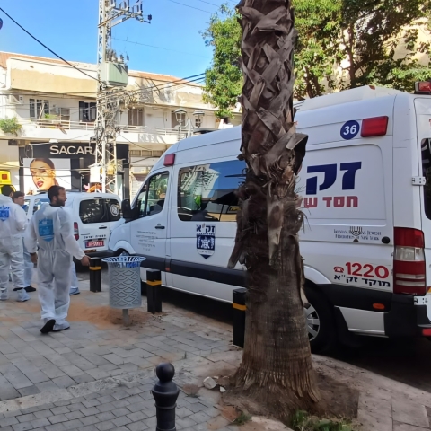 גבר בן 69 אותר ללא רוח חיים בביתו בפתח תקווה, ימים לאחר פטירתו - חדשות בפתח תקווה