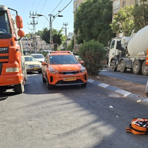 הולך רגל נפגע מרכב ברחוב סלנט בפתח תקווה - חדשות בפתח תקווה