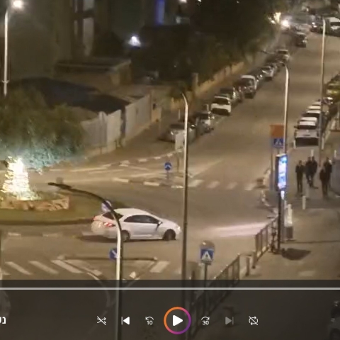 2 נערים מכפר גנים תועדו כשהם נוהגים בפראיות - צפו - חדשות בפתח תקווה