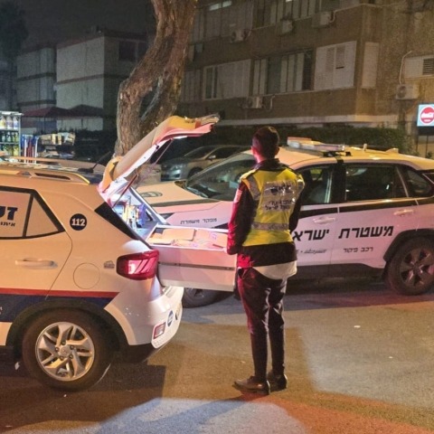 גבר כבן 75 אותר ללא רוח חיים בדירתו ברח' גורדון בפתח תקווה - חדשות בפתח תקווה