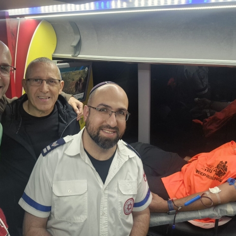 בשעה זו ברחבת הספורטן: התרמת דם של מד"א וקהילת לביאות נווה גן - קהילות בפתח תקווה