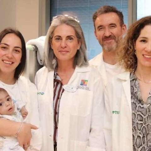 הפעוט אורי הגיע לשנידר במצב קשה הדורש השתלת כבד מיידית - בריאות בפתח תקווה
