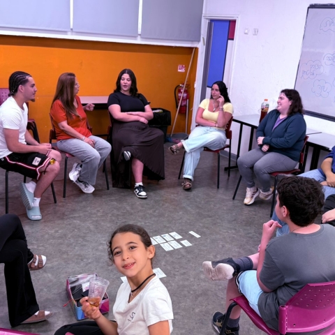 תנו לנערים לדבר - חינוך בפתח תקווה